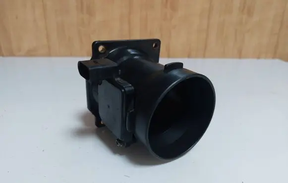 Audi A4 S4 B6 8E 8H Mass air flow meter 078133471E AFH7008D 154002