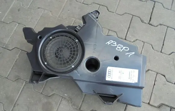 Audi A3 S3 8L Subwoofer speaker 8P3035382D