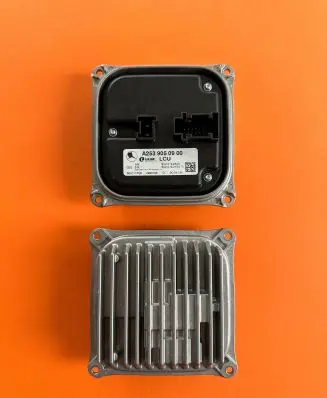 Mercedes-Benz GLC C253 Headlight ballast module Xenon A2539050900