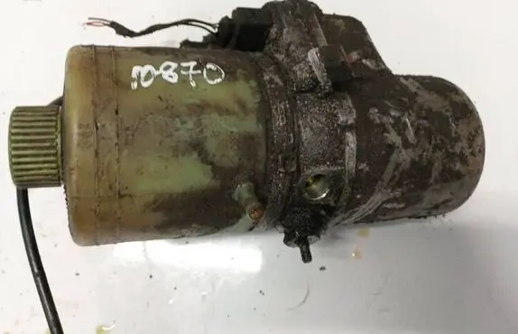 Skoda Roomster (5J) Power steering pump 6Q0423371