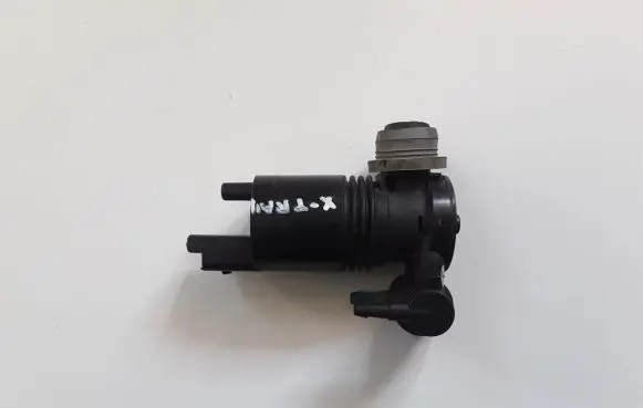 Nissan X-Trail T32 Windscreen/windshield washer pump 1050123