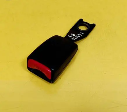 Suzuki Ignis Front seatbelt buckle 