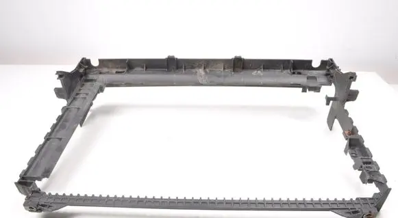 Jaguar XE Radiator trim GX73-8A107-AC