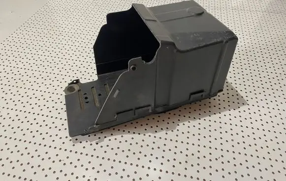 Battery box tray