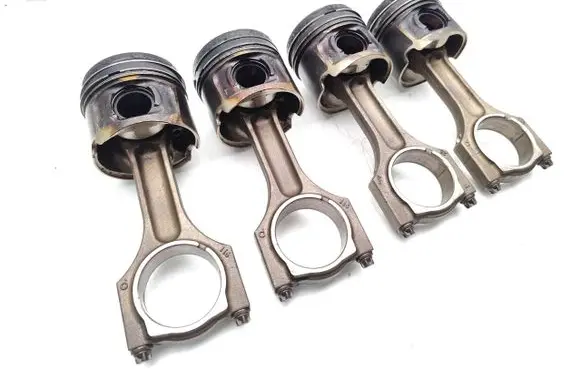 BMW 3 E90 E91 Piston with connecting rod N47D20C