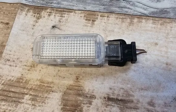 Audi A6 S6 C6 4F Other interior light 8D94741