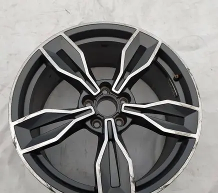 Audi TT TTS RS Mk3 8S R19 alloy rim 8S0601025H