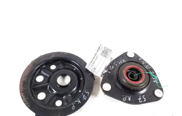 Toyota Avensis Verso Rear coil spring rubber mount 4860944040