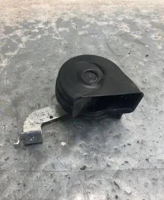 Ford Kuga II Horn signal GJ5T13802CB