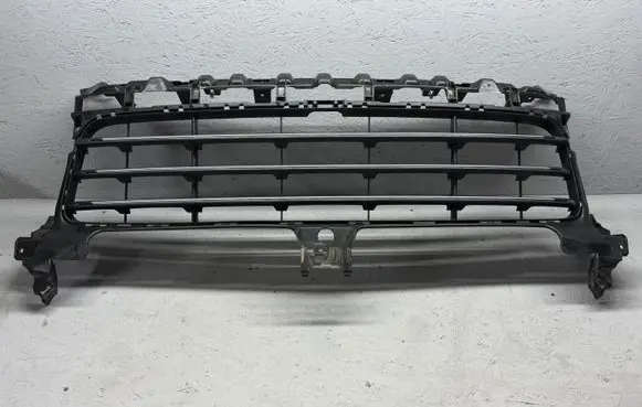 Porsche Cayenne (9Y0 9Y3) Front bumper 9Y0807683P