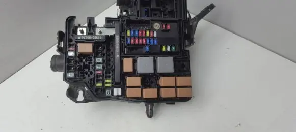 Hyundai Elantra VII Fuse box set