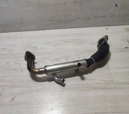 Jaguar F-Pace EGR valve cooler G4D39F468MB