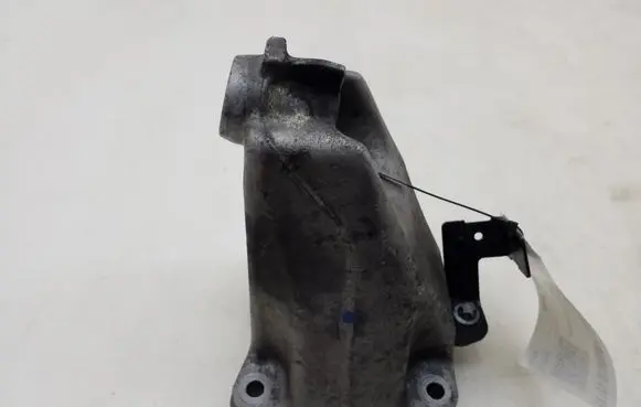 Mercedes-Benz S W221 Engine mounting bracket A6422230504