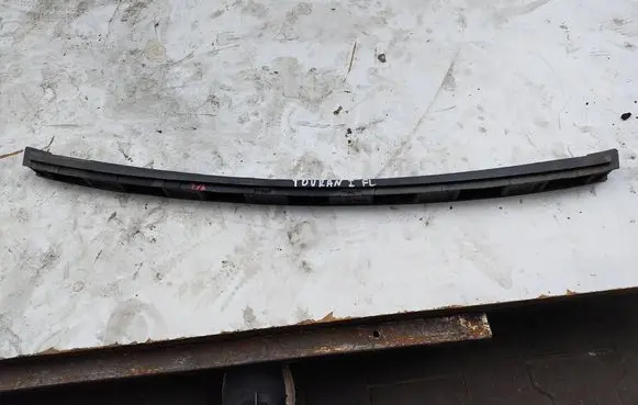 Volkswagen Touran I Rear bumper mounting bracket 1T0807863