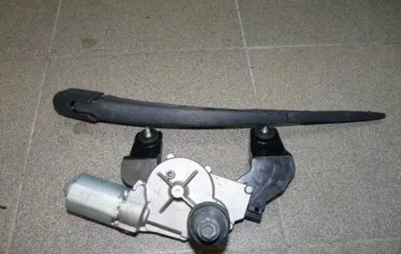 Hyundai i30 Rear window wiper motor 967002L100 F00S2B2185