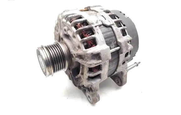 Skoda Kodiaq Generator/alternator 04L903023J
