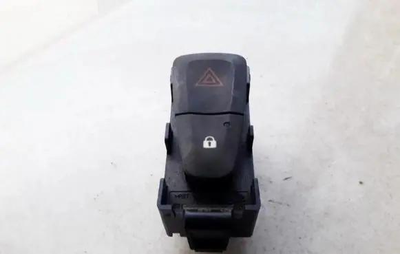 Dacia Sandero Hazard light switch E3160101