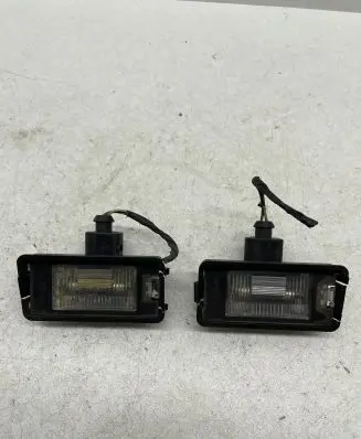 Seat Altea Number plate light 5P0943021 4632