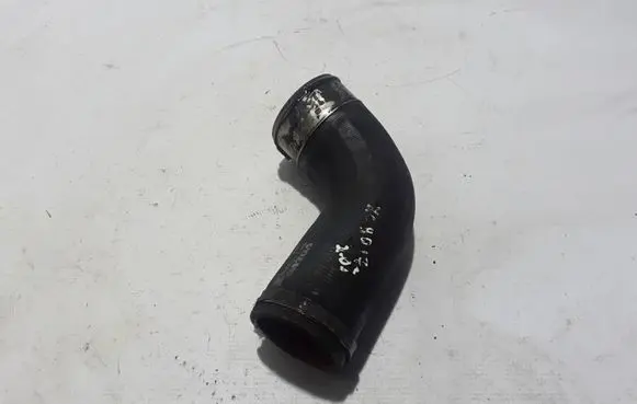Volvo XC90 Intercooler hose/pipe 31370357