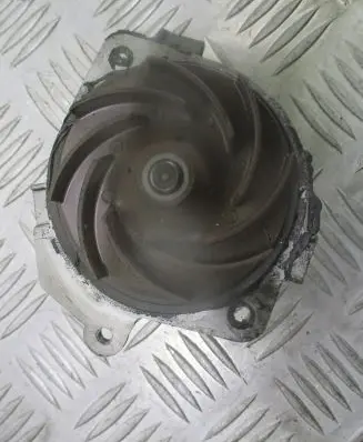 Alfa Romeo 147 Water pump