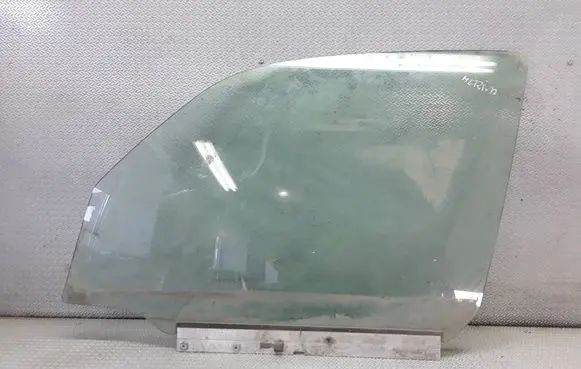 Opel Meriva A Front door window glass four-door 