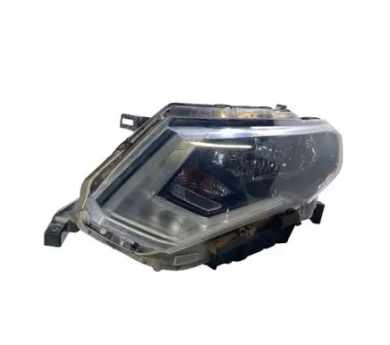 Nissan Rogue Headlight/headlamp 19023971