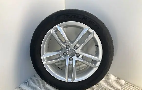 Audi Q3 8U R18 alloy rim 8U0601025AA