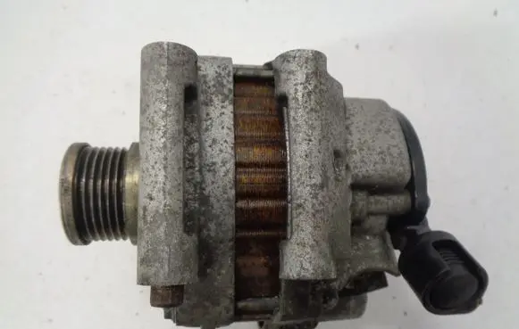 Peugeot 308 Generator/alternator 9808376280