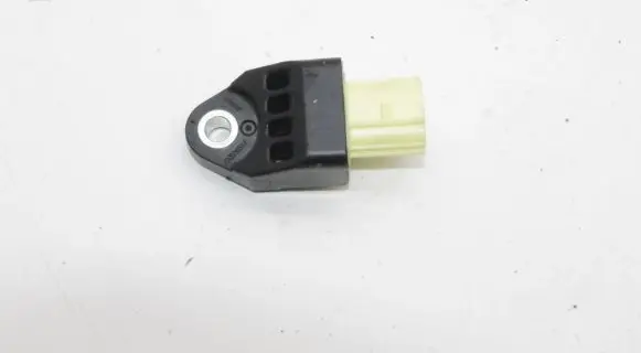 Lexus CT 200H Airbag deployment crash/impact sensor 8983175020