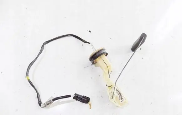 Volvo S70 V70 V70 XC Fuel level sensor 