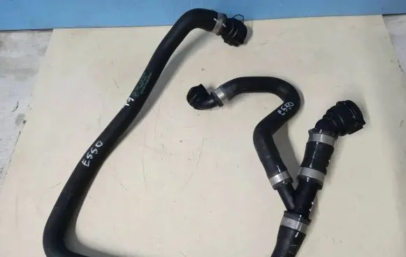BMW M4 F82 F83 Engine coolant pipe/hose 9307243