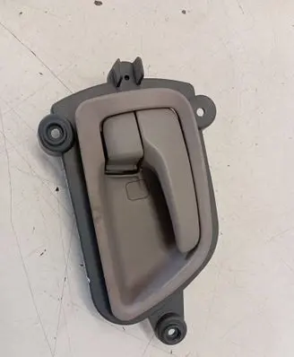 Mitsubishi Grandis Front door interior handle MN105360