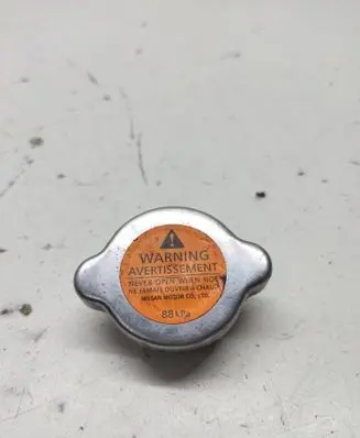 Nissan Murano Z50 Coolant expansion tank/reservoir cap 