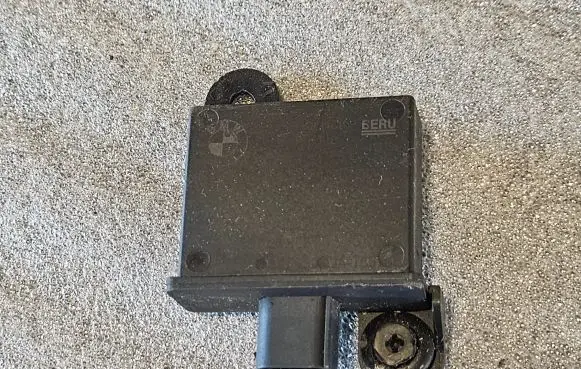BMW 3 E90 E91 Tire pressure control unit 6781846 678184603