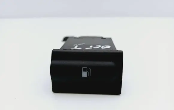 Skoda Octavia Mk1 (1U) Fuel tank opening switch 