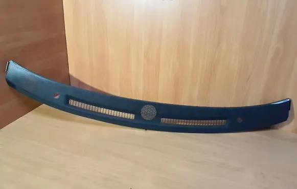 Dash center speaker trim cover