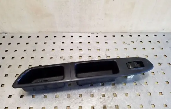 Subaru Forester SG Electric window control switch