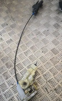 Toyota Yaris Rear door lock