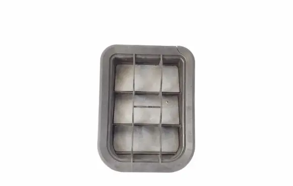 BMW Z4 E89 Quarter panel pressure vent 6909340