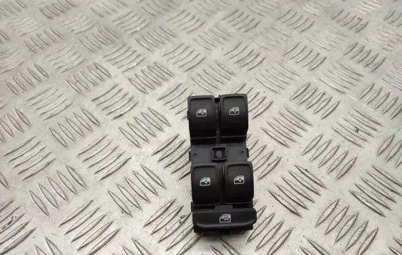 Volkswagen Golf VII Electric window control switch 5G0959857D