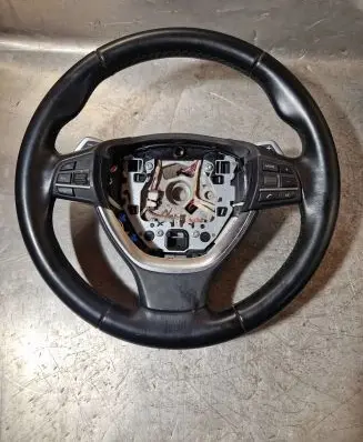 BMW 6 F12 F13 Steering wheel 18591491 13B046AA0664