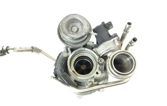 BMW 5 F10 F11 Turbo 757698508 821719