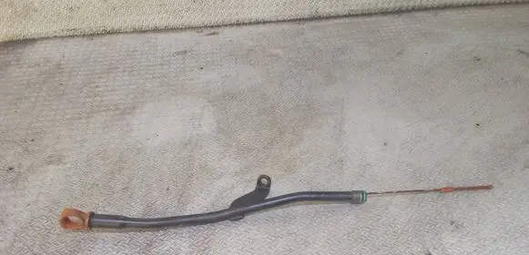 Citroen C3 Oil level dip stick
