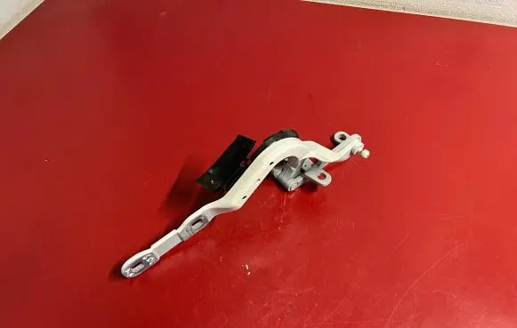 BMW X4 G02 Tailgate/trunk/boot hinge 7424413