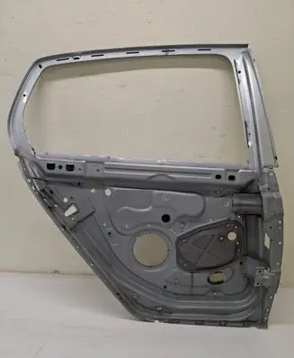 Volkswagen Golf V Rear door window/glass frame 1K6833604