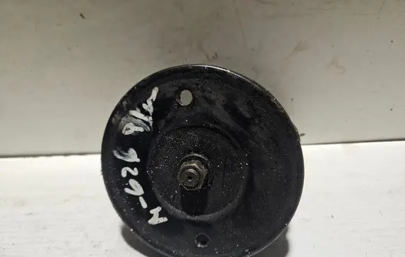 Mazda 626 Power steering pump G21132600D