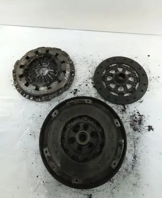 BMW 3 E90 E91 Clutch set kit 7567841
