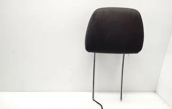 Mercedes-Benz E W212 Front seat headrest 