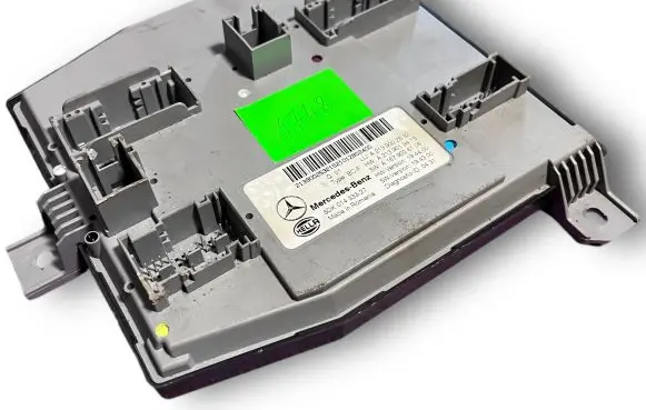 Mercedes-Benz E W213 Central body control module S1748 A2139002532