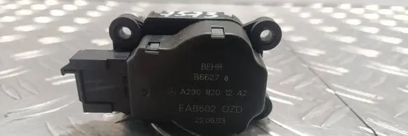 Mercedes-Benz ML W163 Air flap motor/actuator A2308201242 B6627 EAB5020ZD